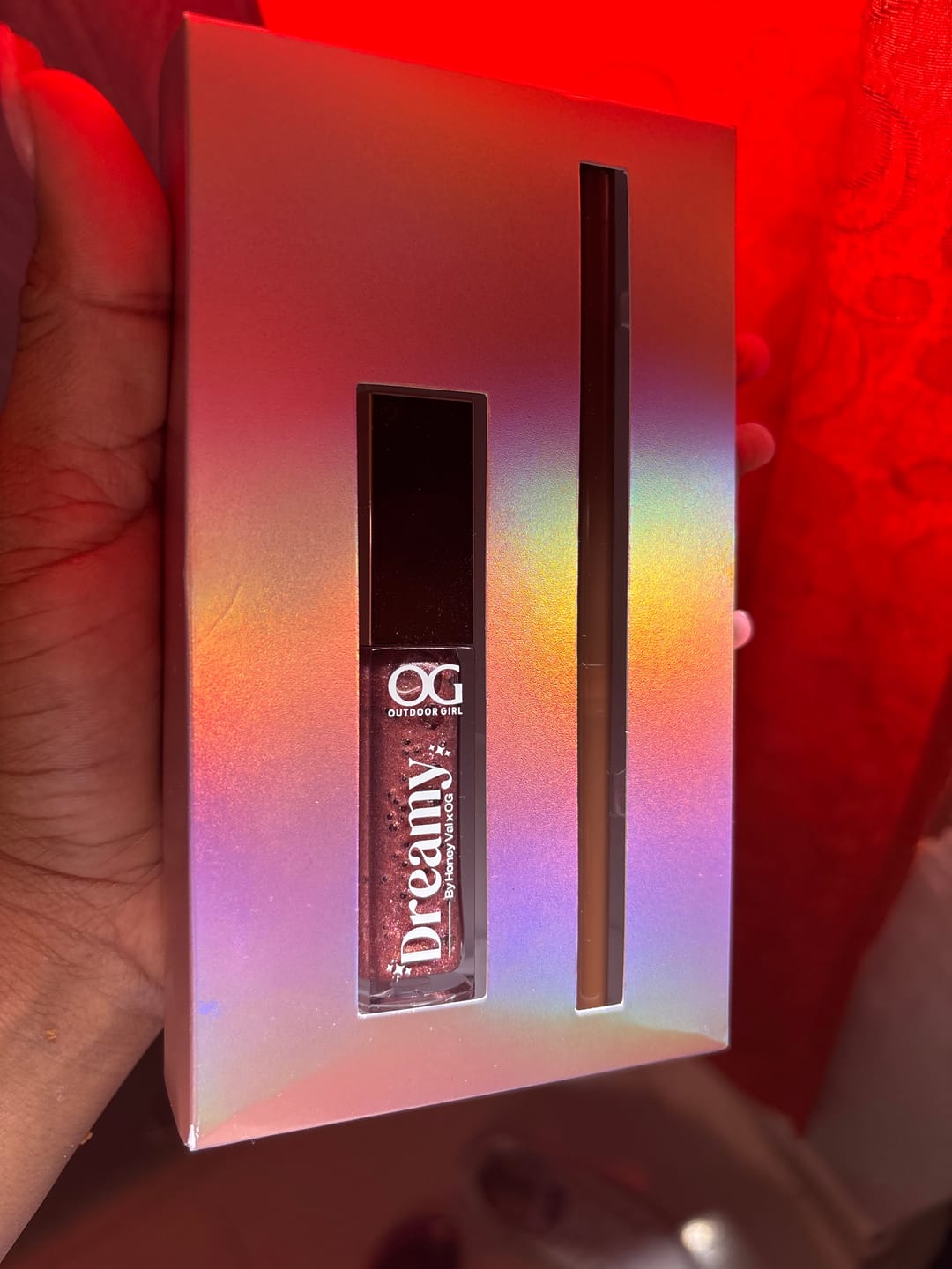 Customer photo review of LIP CONTOUR DREAMY X HONEY VAL