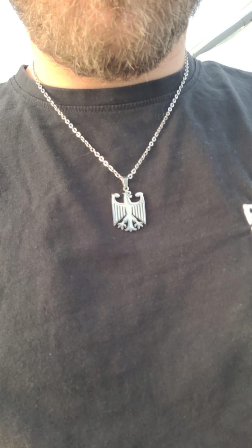 Customer photo review of Deutschland Adler Kette