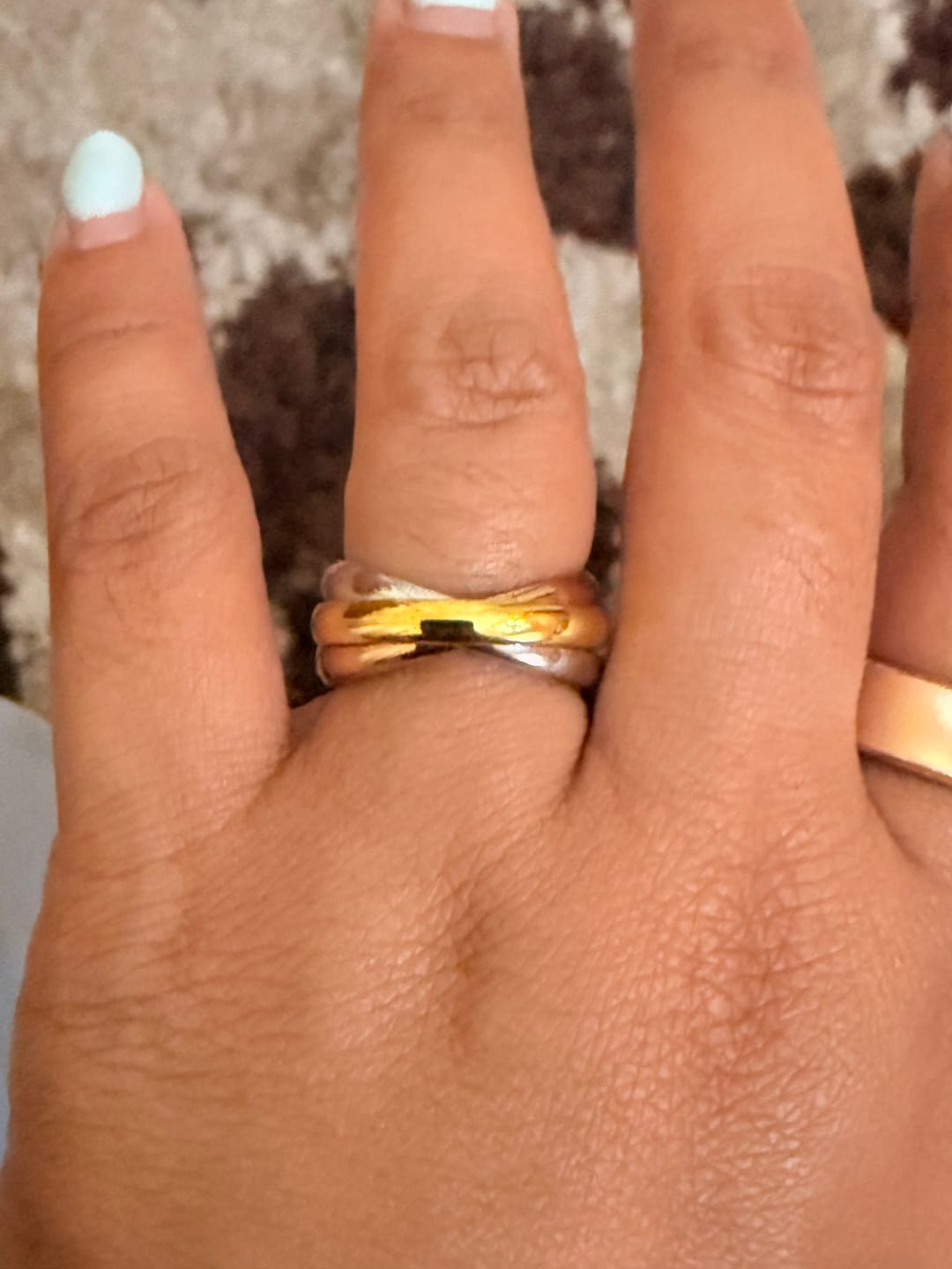 Customer photo review of Elena Three-Toned Loop Ring