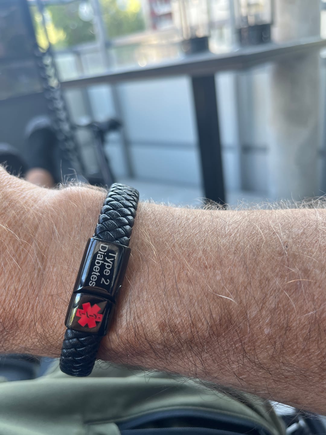 Customer photo review of Medicinskt varningsarmband