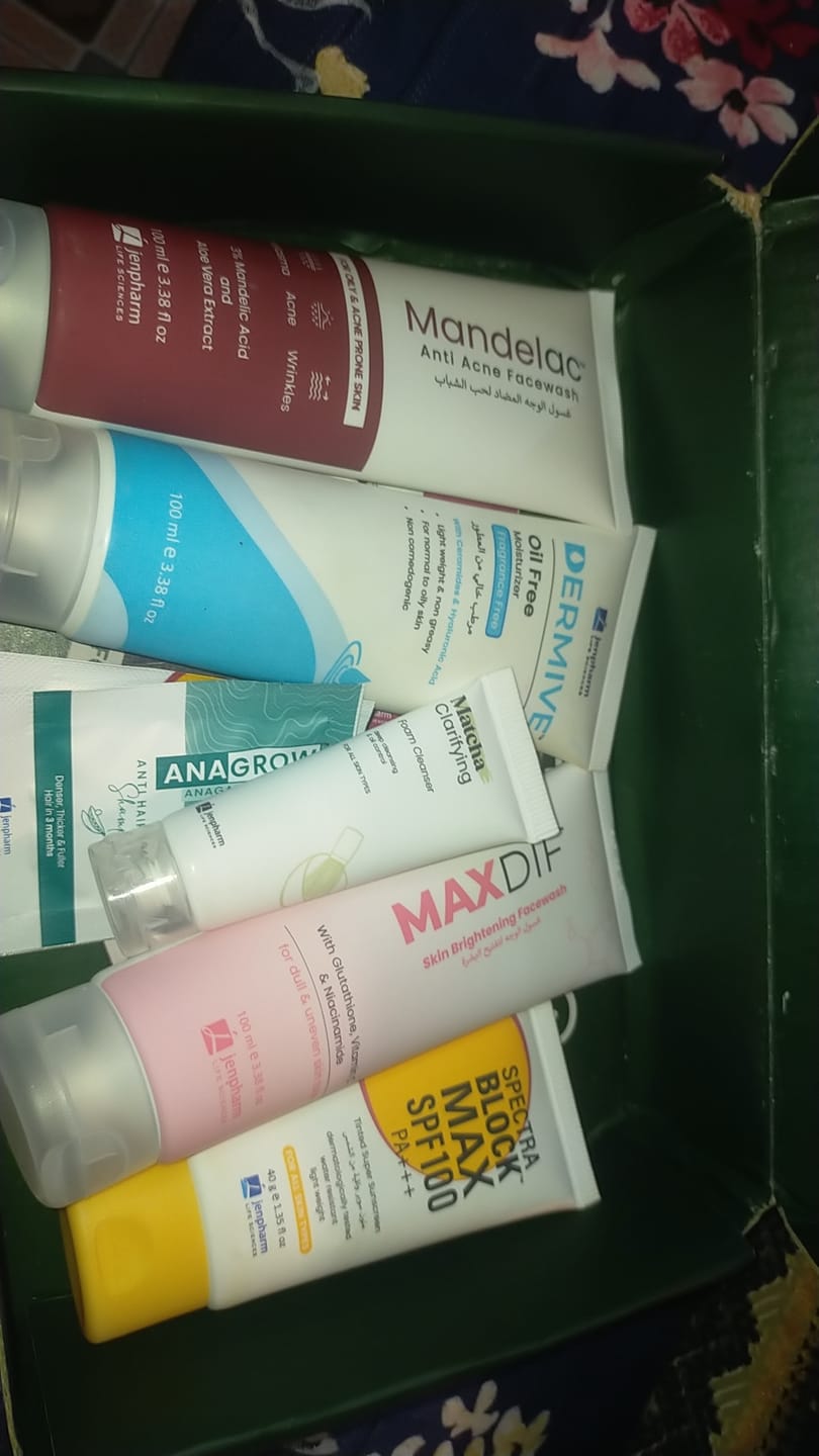 Customer photo review of Maxdif Facewash