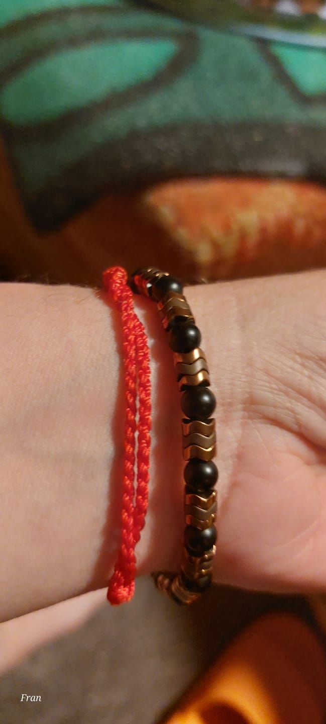 Customer photo review of Obsidian Armband - Power