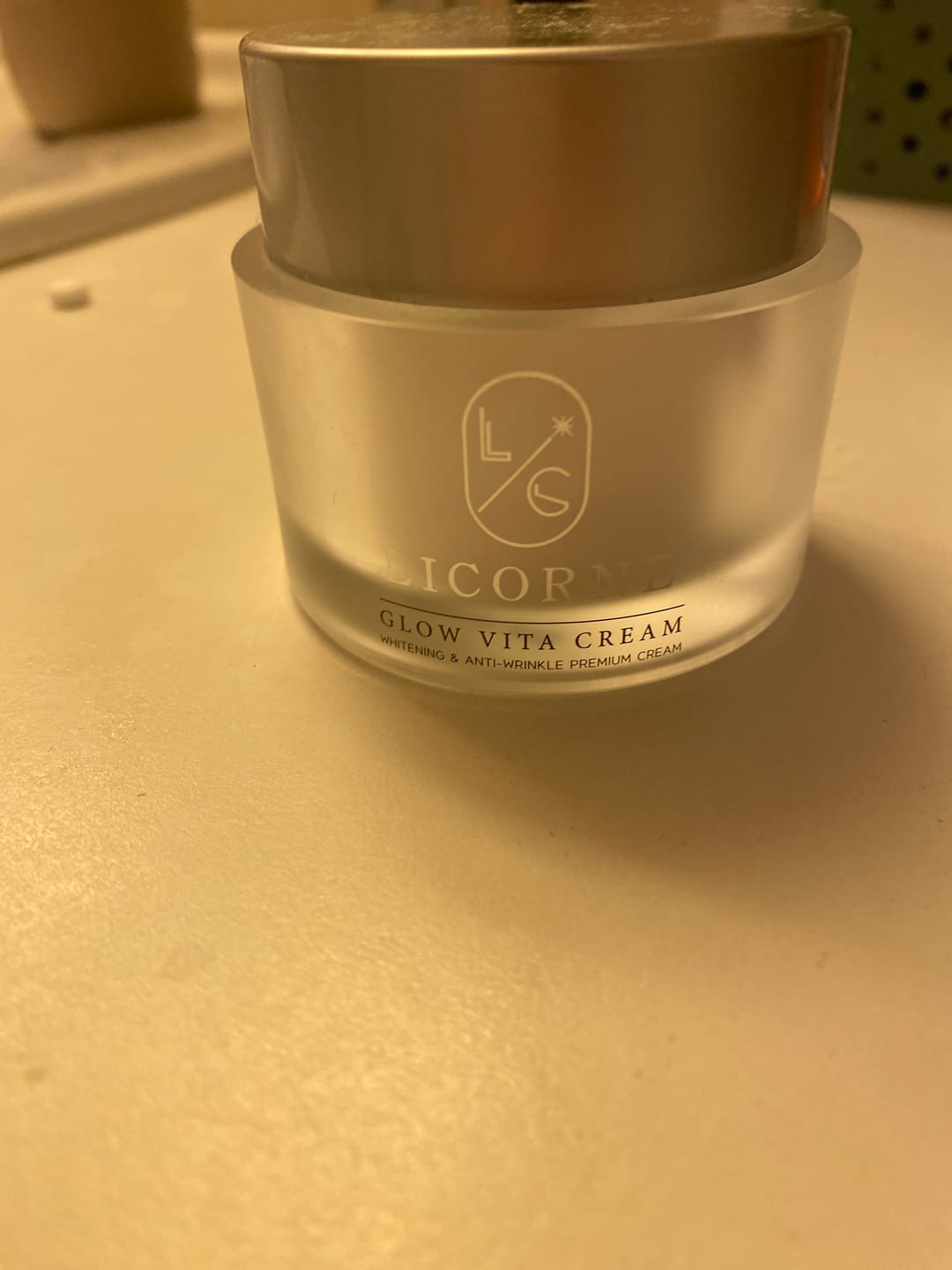 Customer photo review of Licorne Premium Glow Vita Fuktighetskrem (50ml)