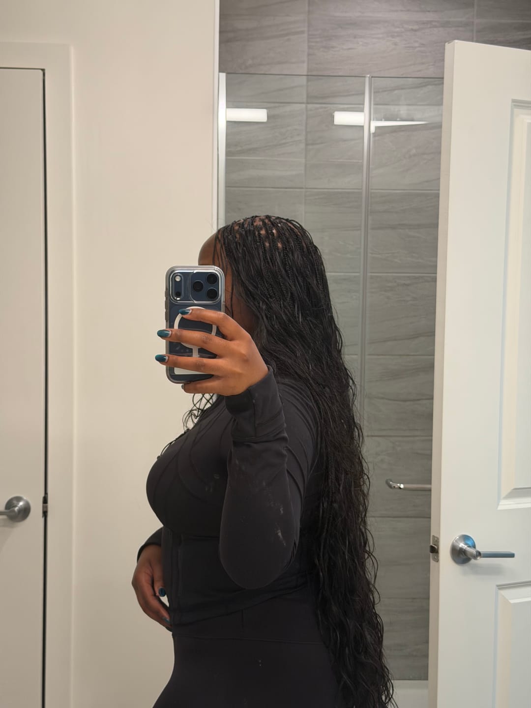 Customer photo review of Double Drawn Burmese Body Wave Human Braiding Hair