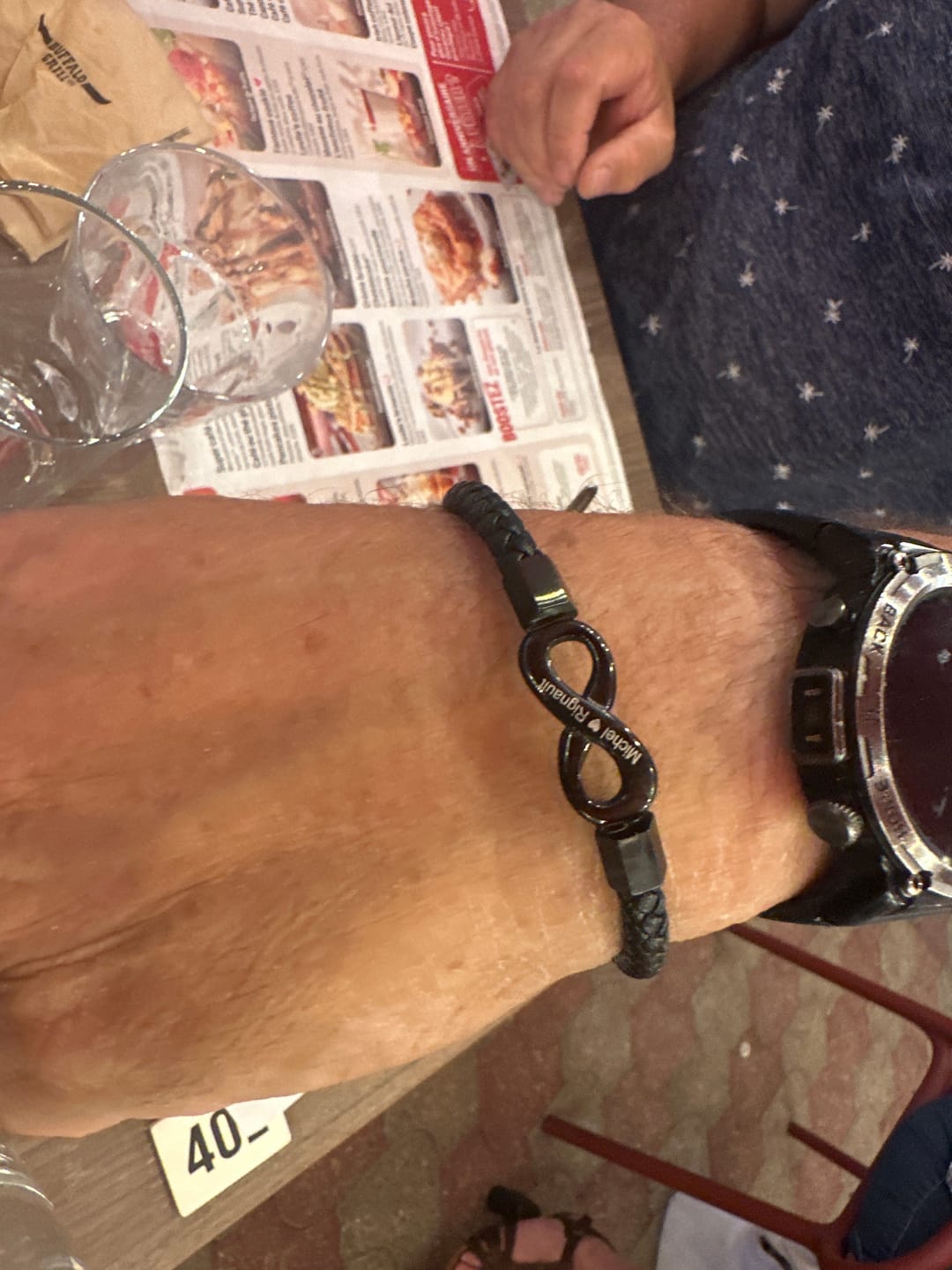 Customer photo review of Bracelet Personnalisé « À Mon Mari »