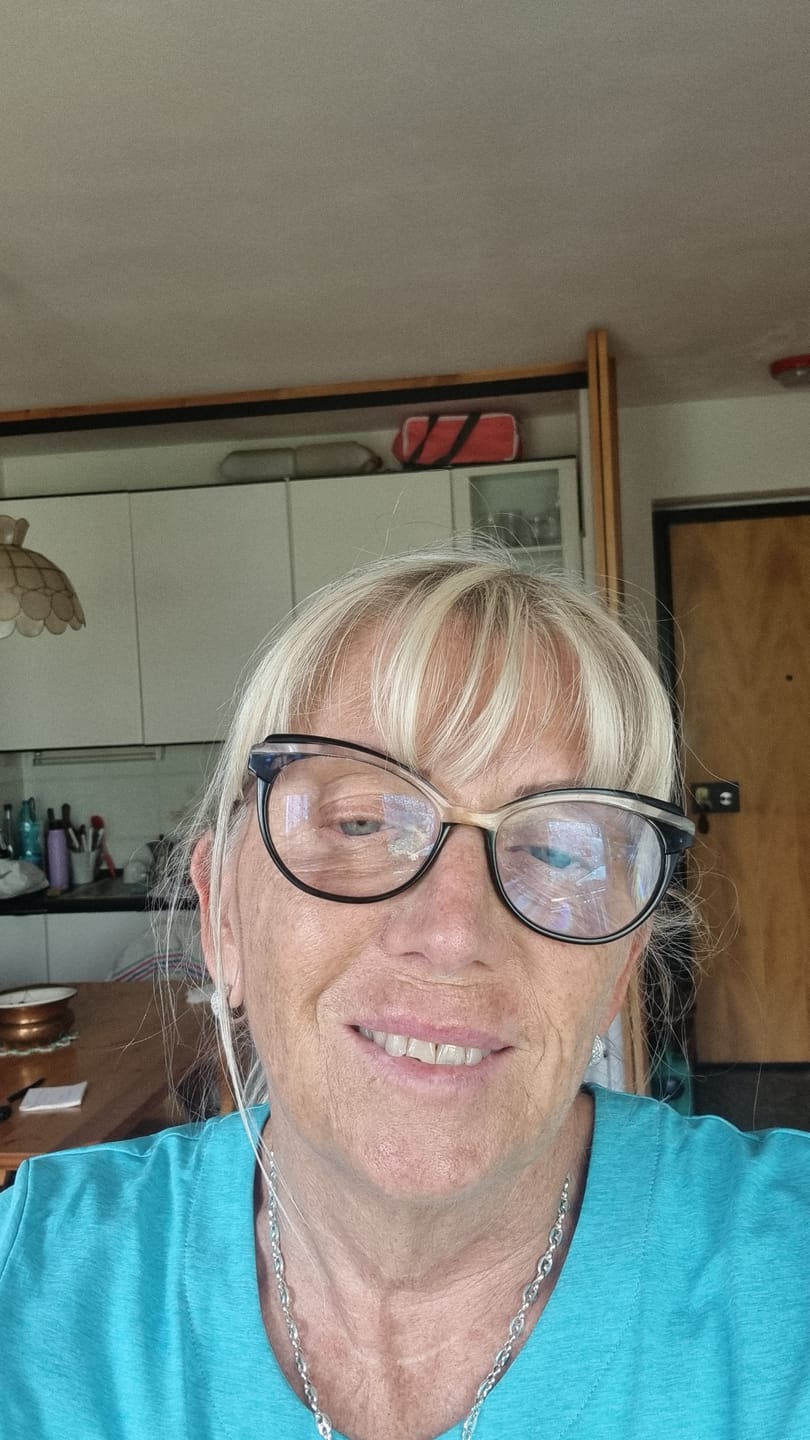Customer photo review of Good Sun Auto-bronzant - 1 mois