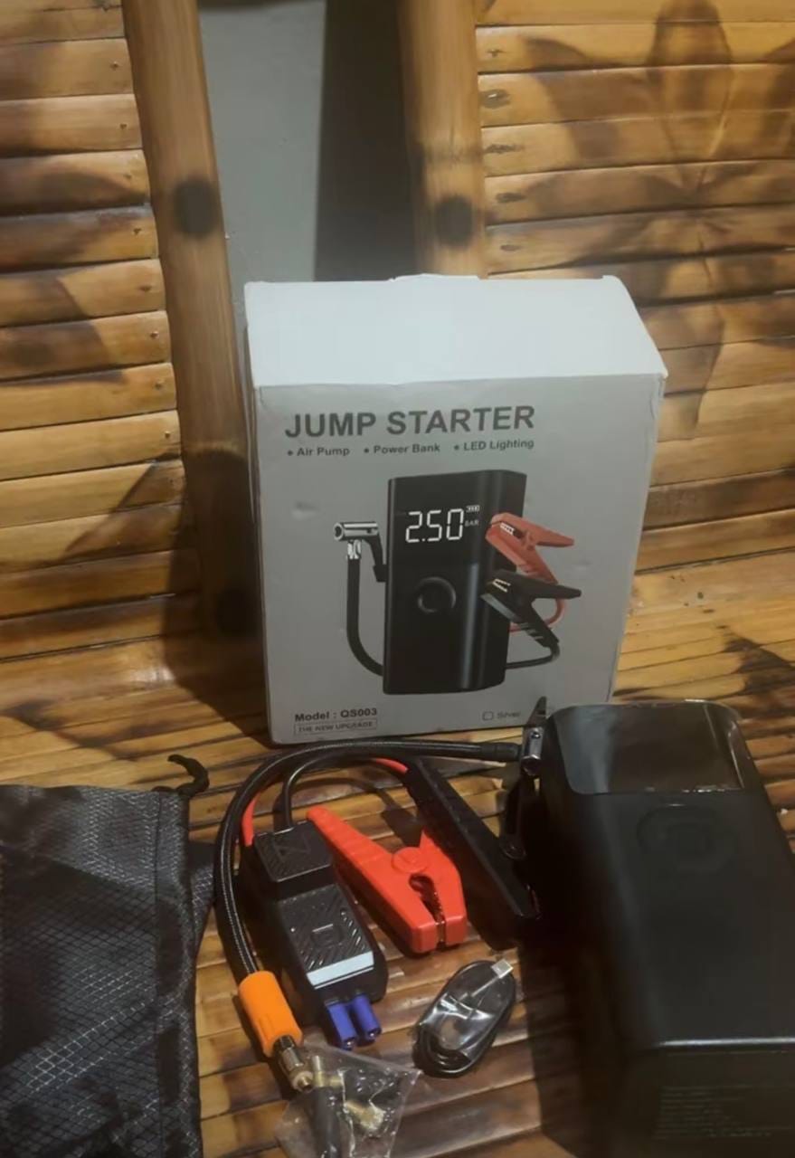 Customer photo review of 4-in-1 Car Emergency Lifesaver (Jump Starter + Tire Inflator + Powerbank + LED Light)