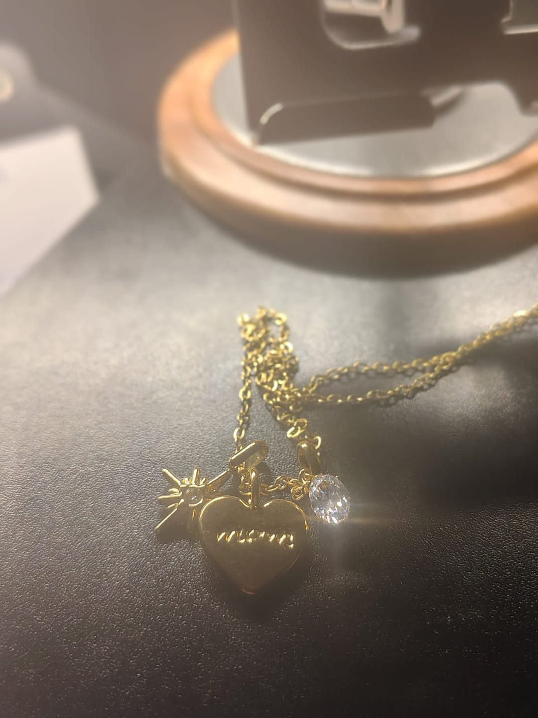 Customer photo review of Collar Pixie