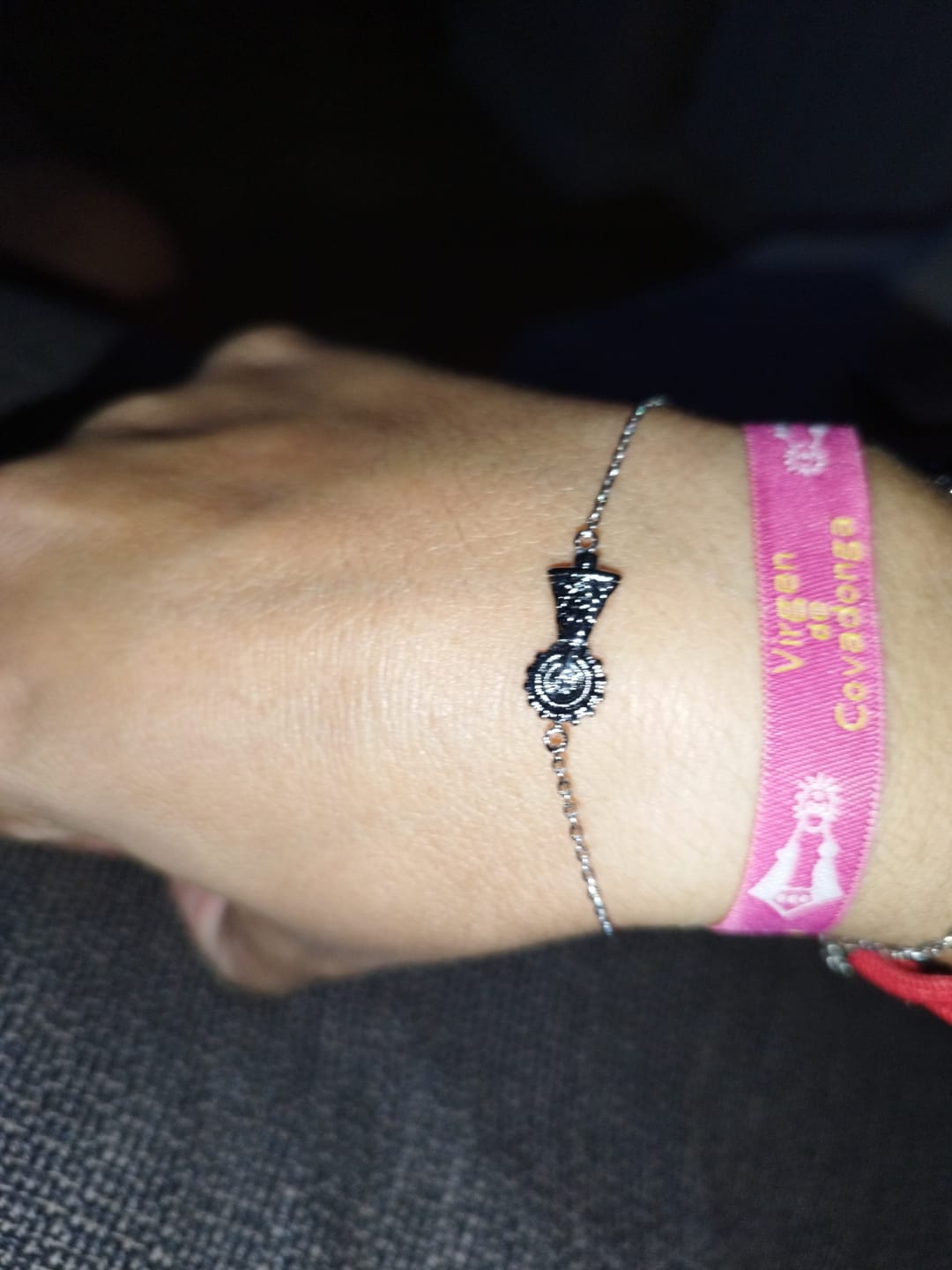 Customer photo review of Pulsera Virgen del Pilar
