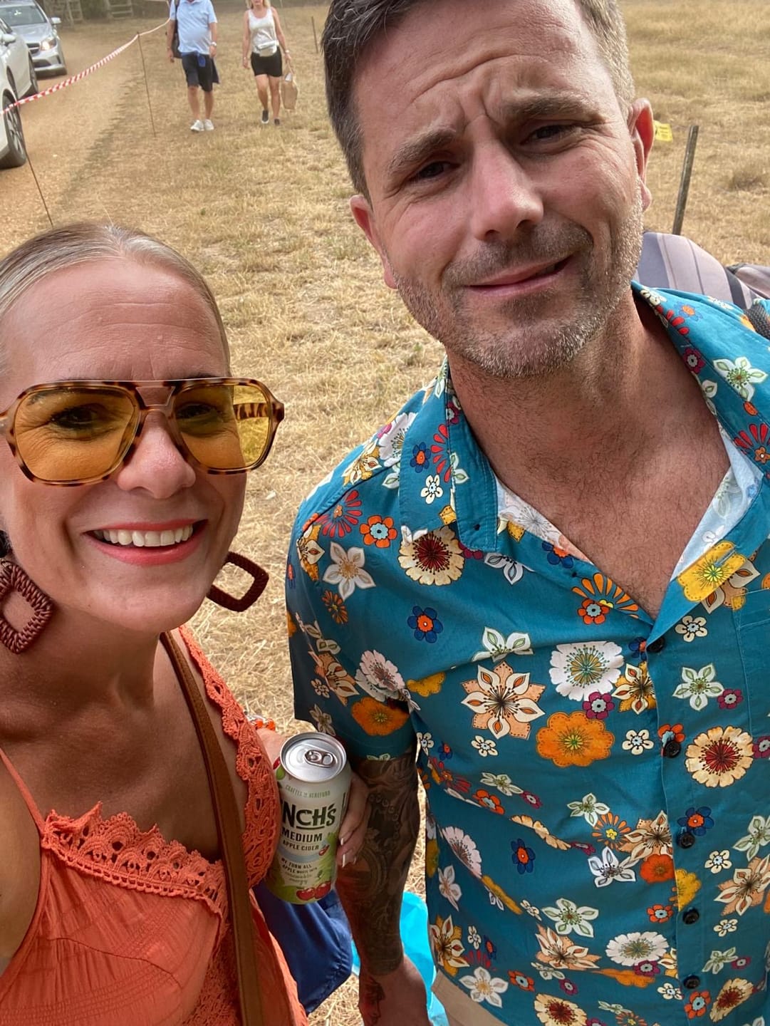 Customer photo review of Men's Floral Print Cotton Hawaiian Aloha Short Sleeve Shirt