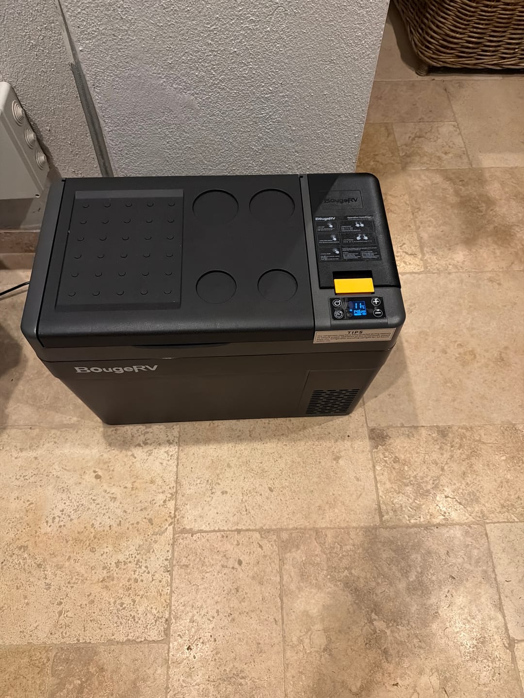 Customer photo review of BougeRV CRPRO 29L 12V Tragbarer Auto Kühlschrank Schwarz mit 266 Wh Akku