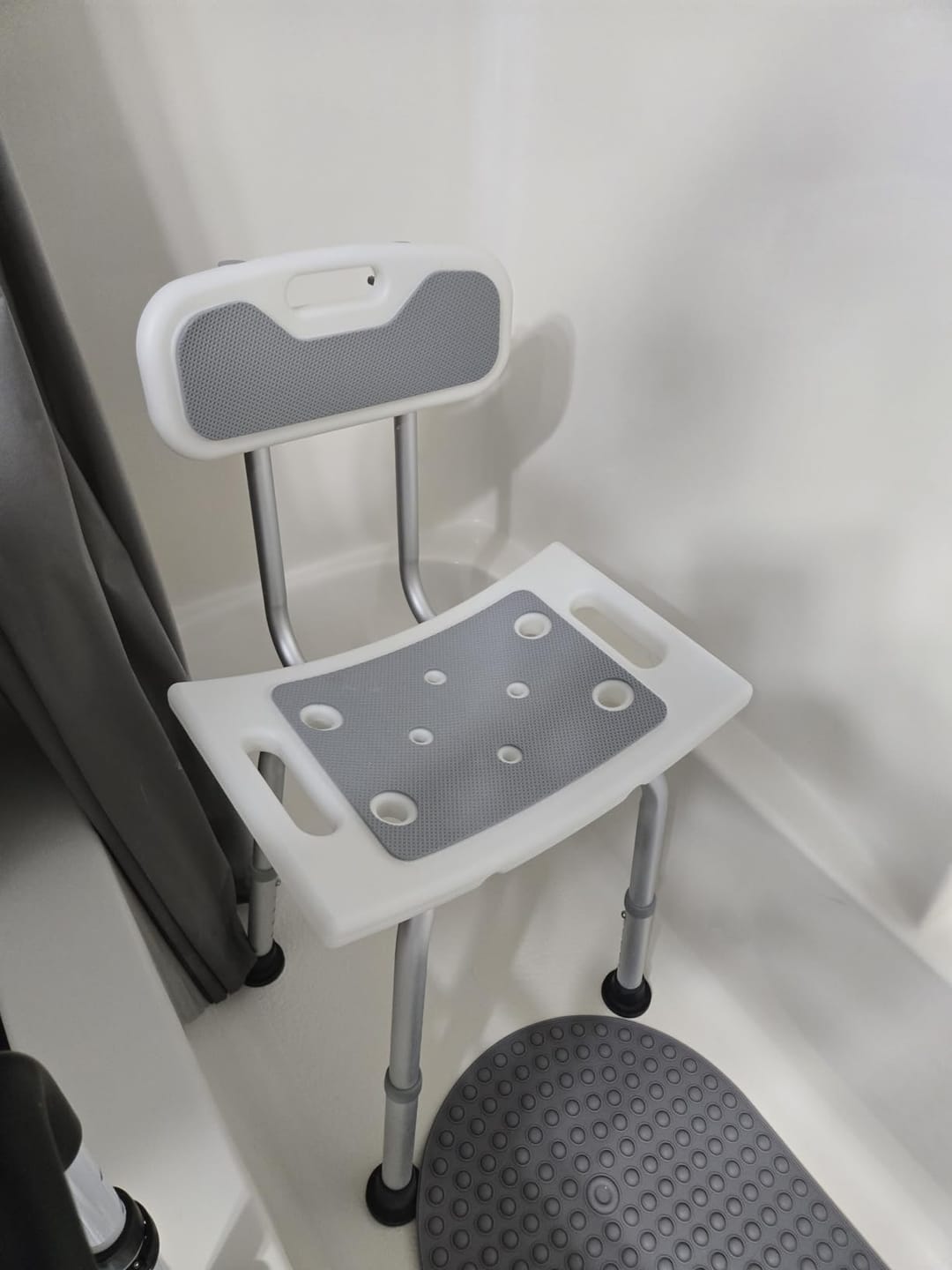 Customer photo review of Adjustable Shower Chair with Backrest