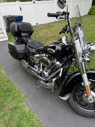 Customer photo review of 42L - Challenger XL Leather Wrapped Hard Motorcycle Trunk