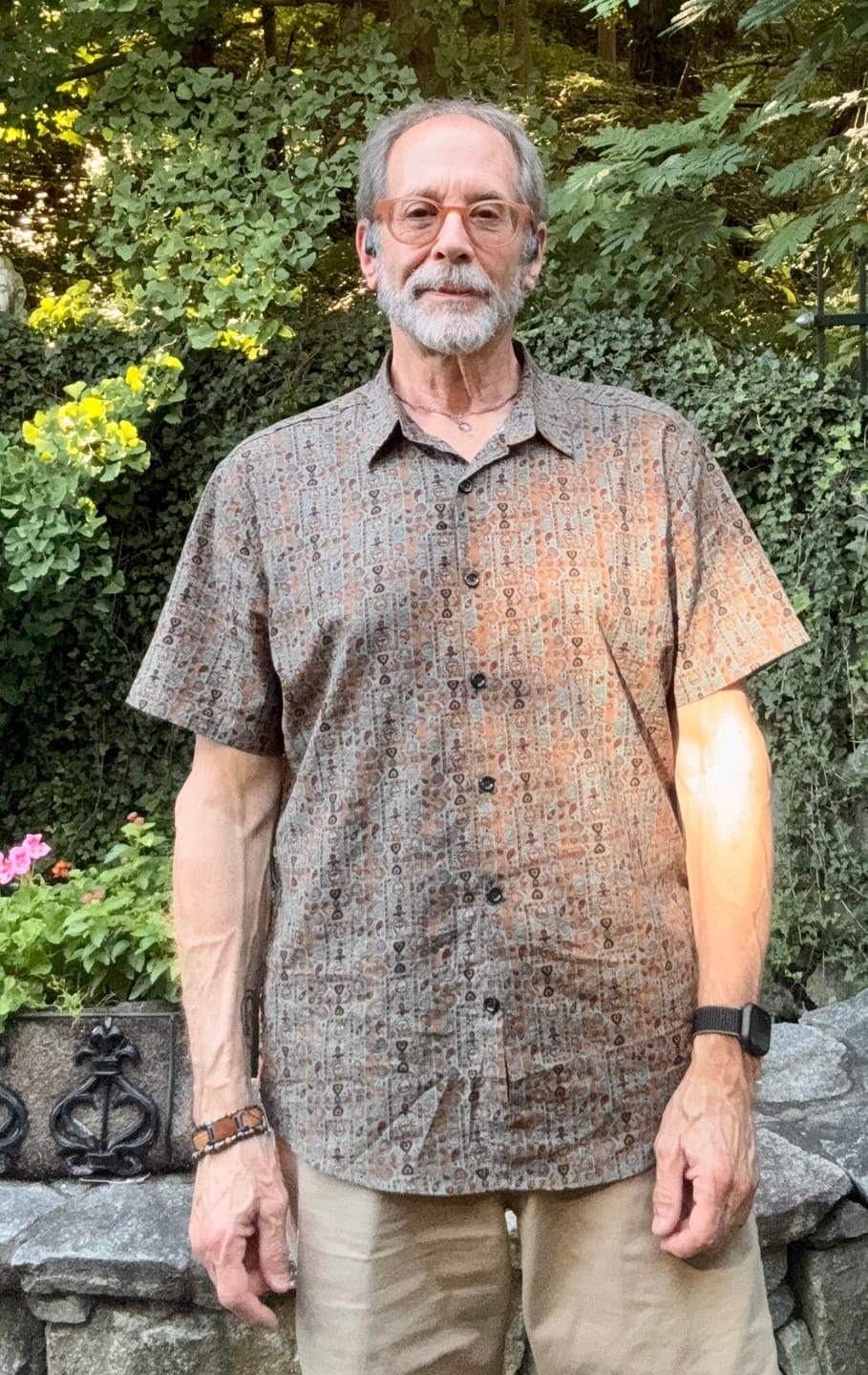 Customer photo review of Men's Vintage Paisley Print 70s Button Up Green Boho Retro Tribal Short Sleeve Shirt