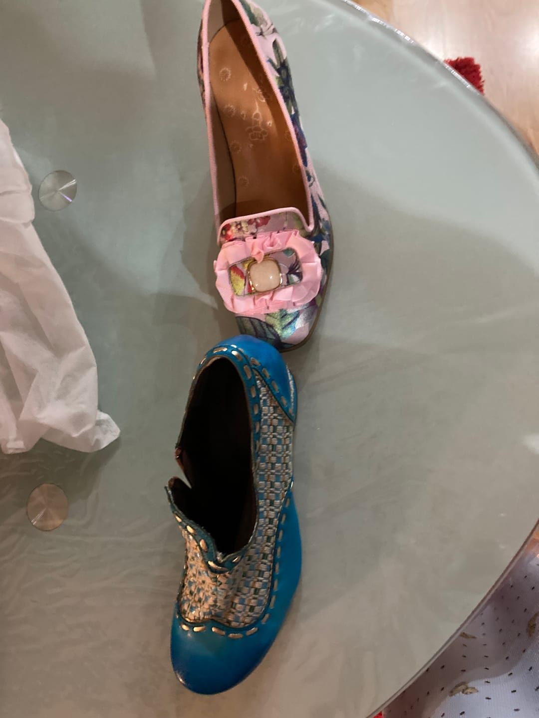 Customer photo review of Handmade Leather Printed Comfy Frozen Pump