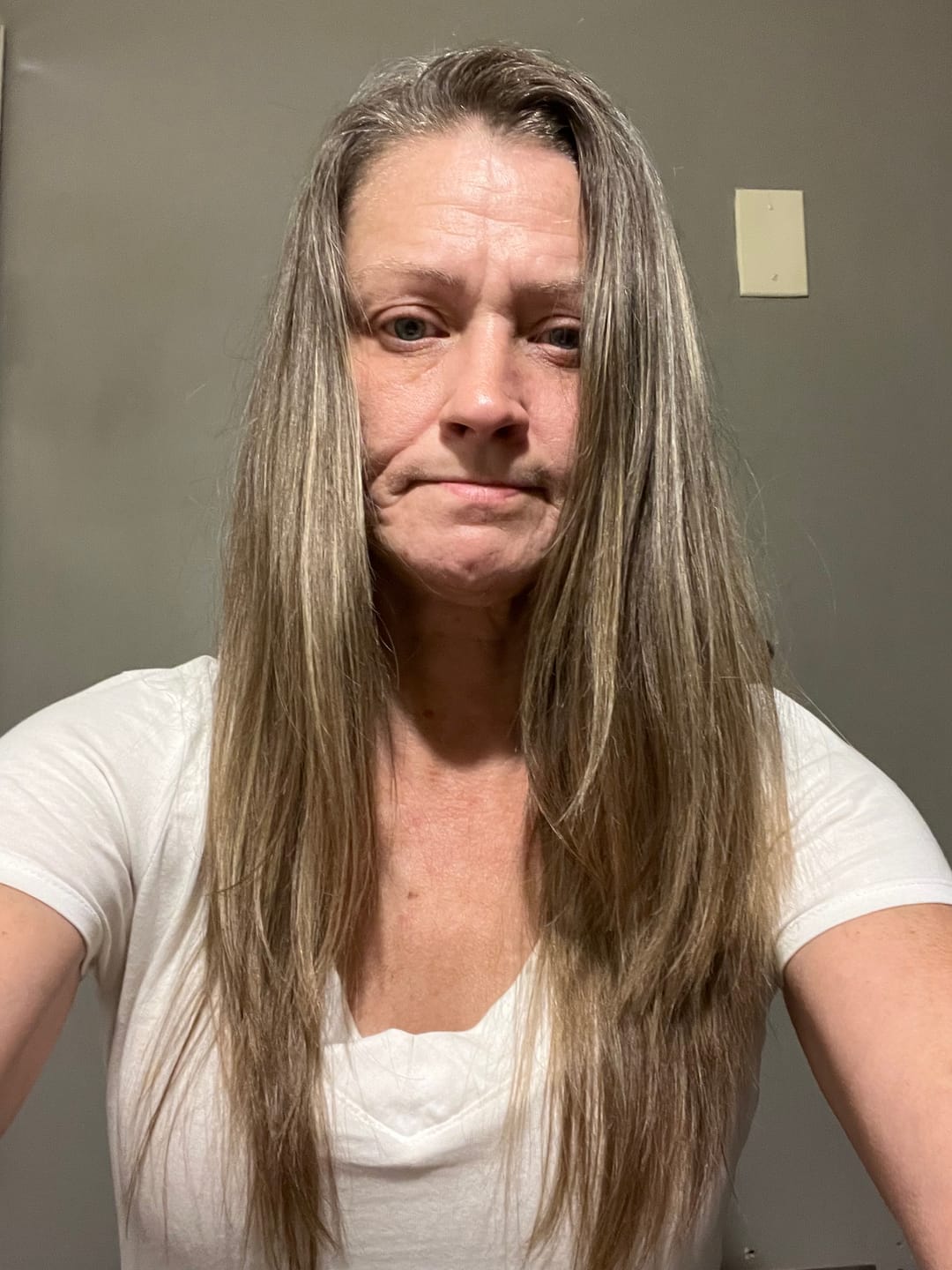Customer photo review of Weightless Oil for Fine & Medium Hair