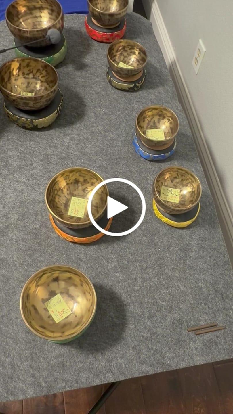 Customer video review of Sound Practitioners Choice – 8 pc. Chakra-tuned Tibetan Singing Bowl Set C8S-59
