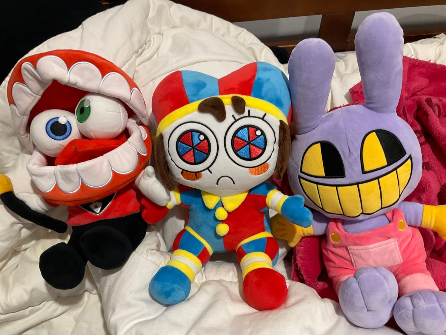 Customer photo review of Pomni Plush