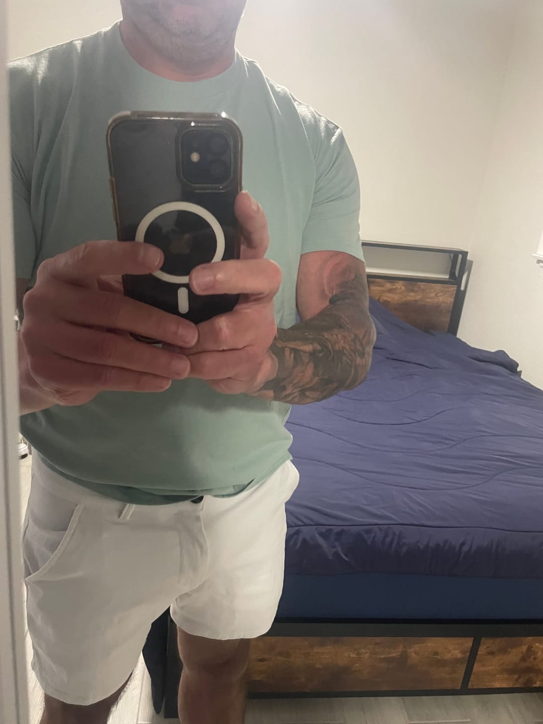 Customer photo review of Ultra-Stretch 5" Chino Shorts - White