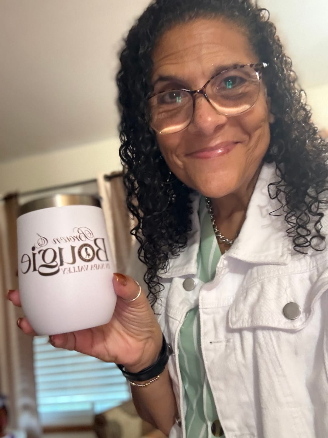 Customer photo review of Brown & Bougie Chill Wine Tumbler