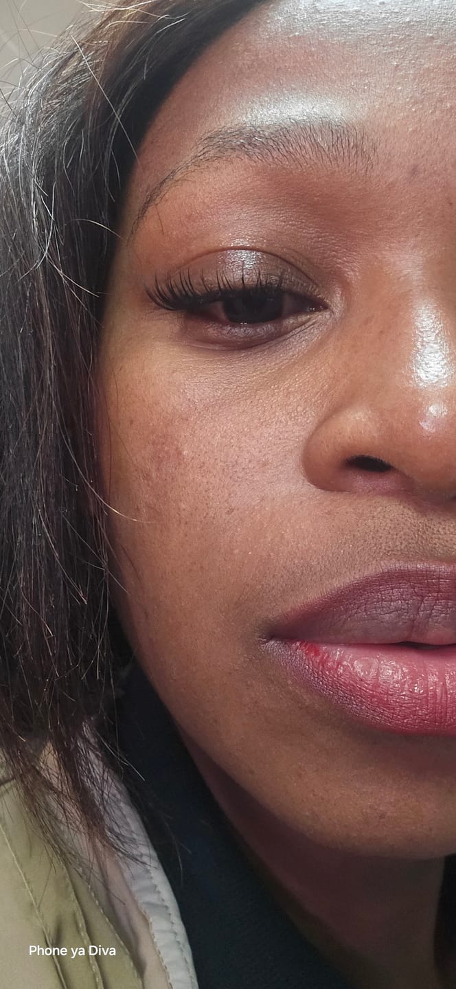 Customer photo review of Flora Lash Kit
