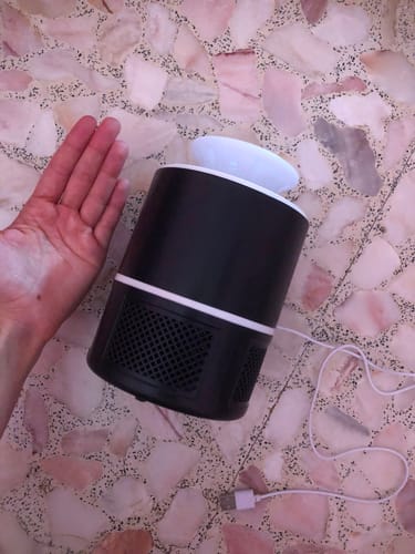 Customer photo review of Lámpara Antimosquitos por Succión USB