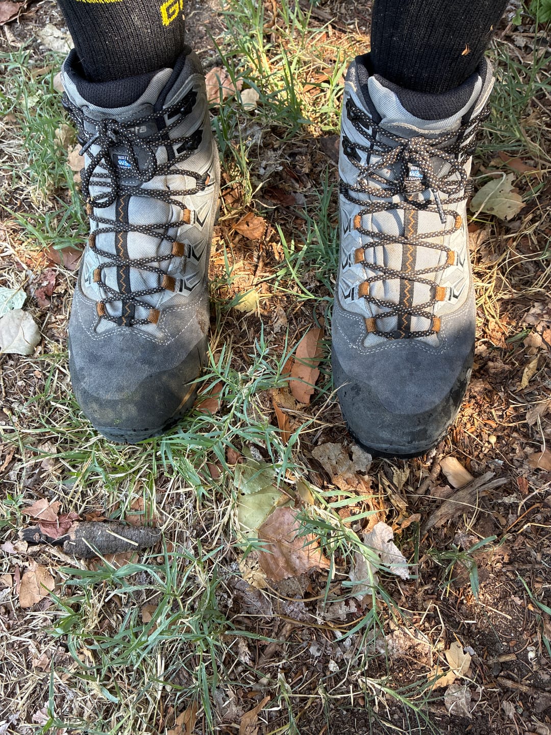Customer photo review of Scarpone Trezeta Aoraki WP Uomo Impermeabile con Suola Vibram Grigio/Grigio