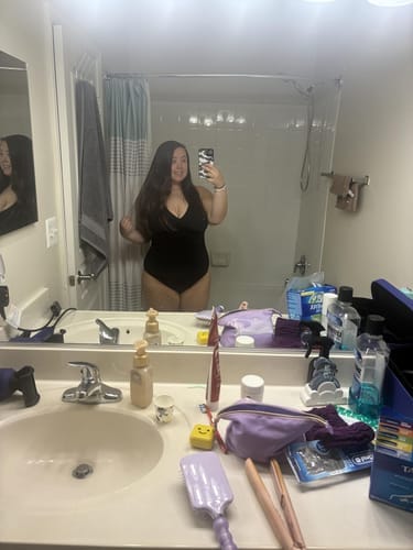 Customer photo review of Emoswim - Women Tummy Control One Piece Swimsuit - Push Up Bathing Suit Full Coverage Slimming Swimwear