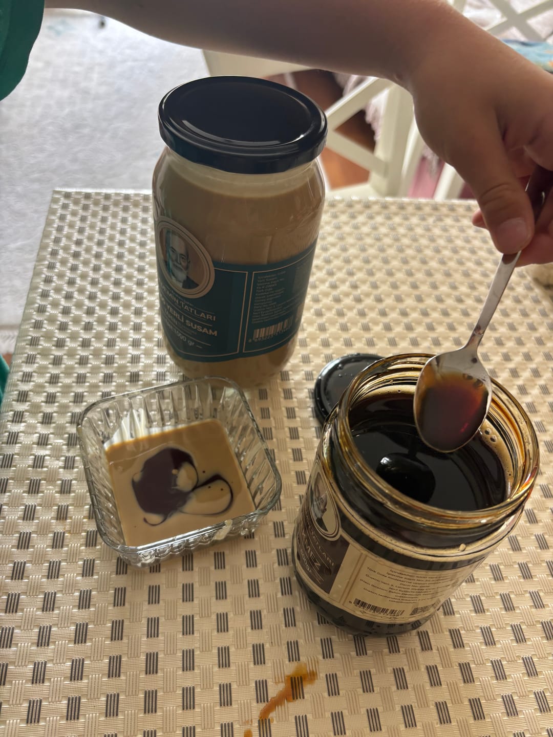 Customer photo review of %100 Yerli Susamdan Çiğ Tahin - 1000gr 3'lü Paket