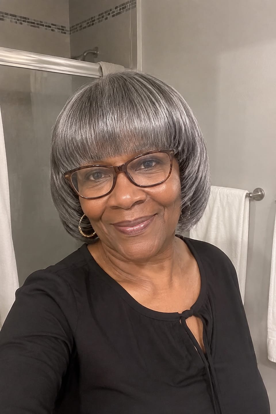 Customer photo review of Luvwin Salt And Pepper Layered Cut Short Bang Wig Gray Hair With Inner Buckle