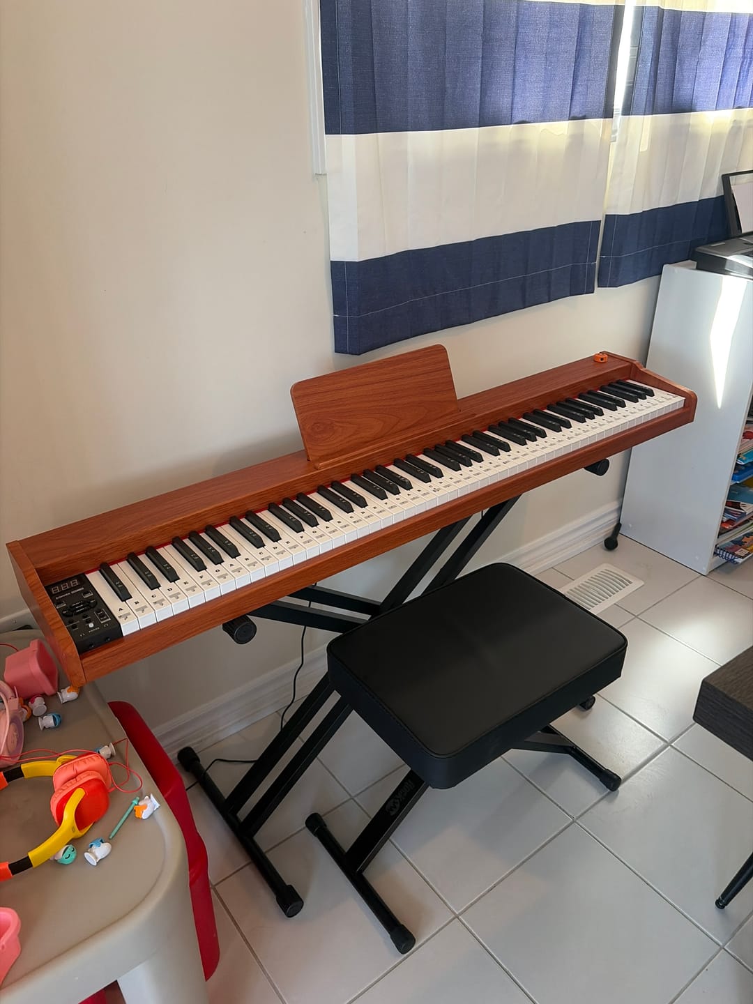 Customer photo review of Donner DEP-1S Velocity-Sensitive Digital Piano