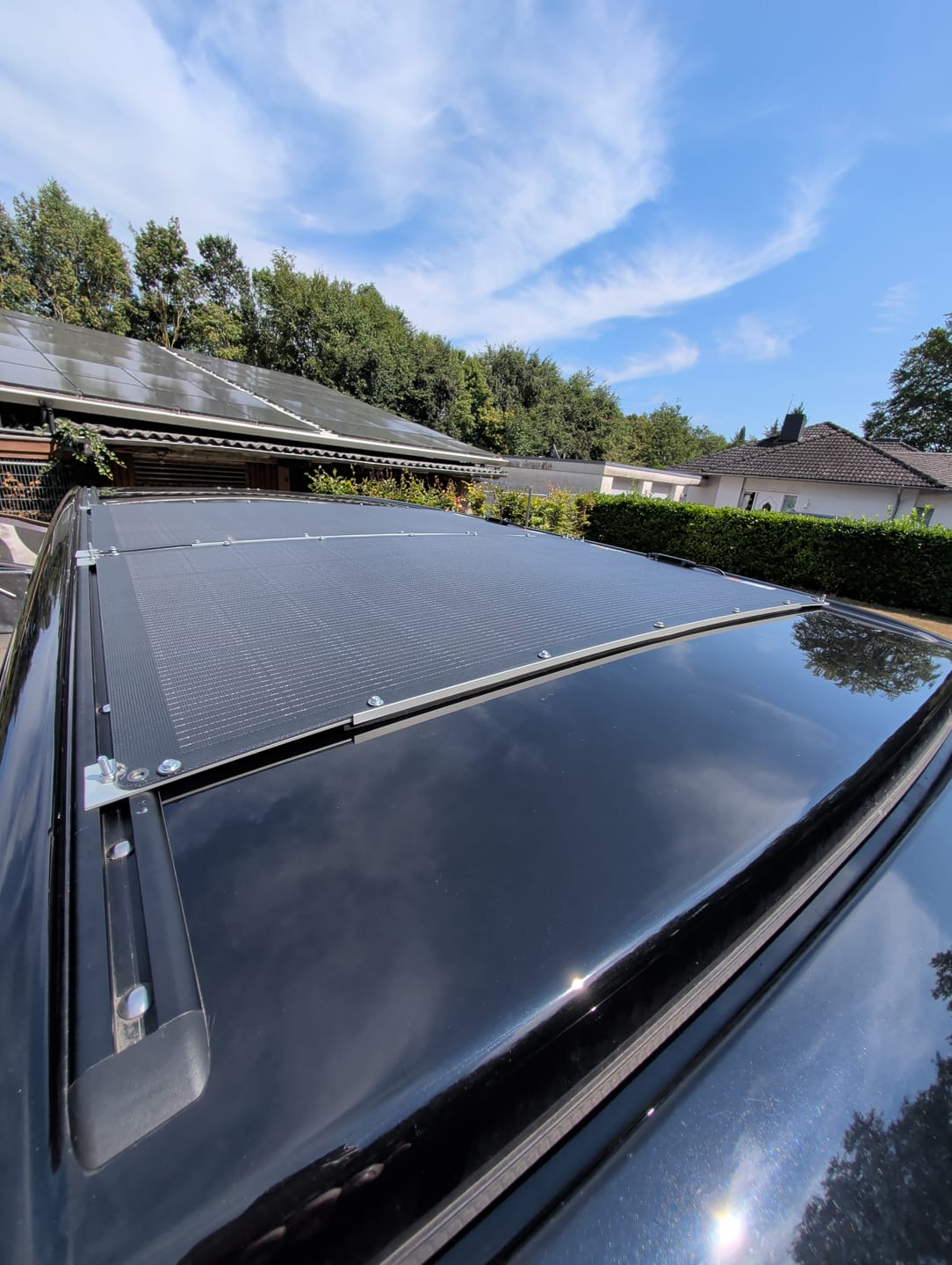 Customer photo review of BougeRV Arch Pro 200W N-Typ TOPCon flexibles Solarpanel (12/24V kompatibel)