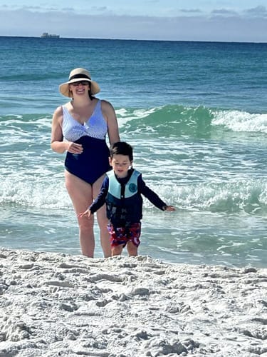 Customer photo review of Emoswim - Women Tummy Control One Piece Swimsuit - Push Up Bathing Suit Full Coverage Slimming Swimwear