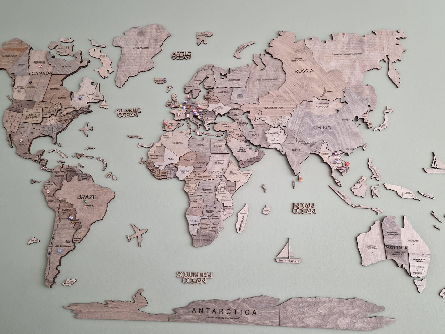 Customer photo review of 3D Wooden World Map Terra