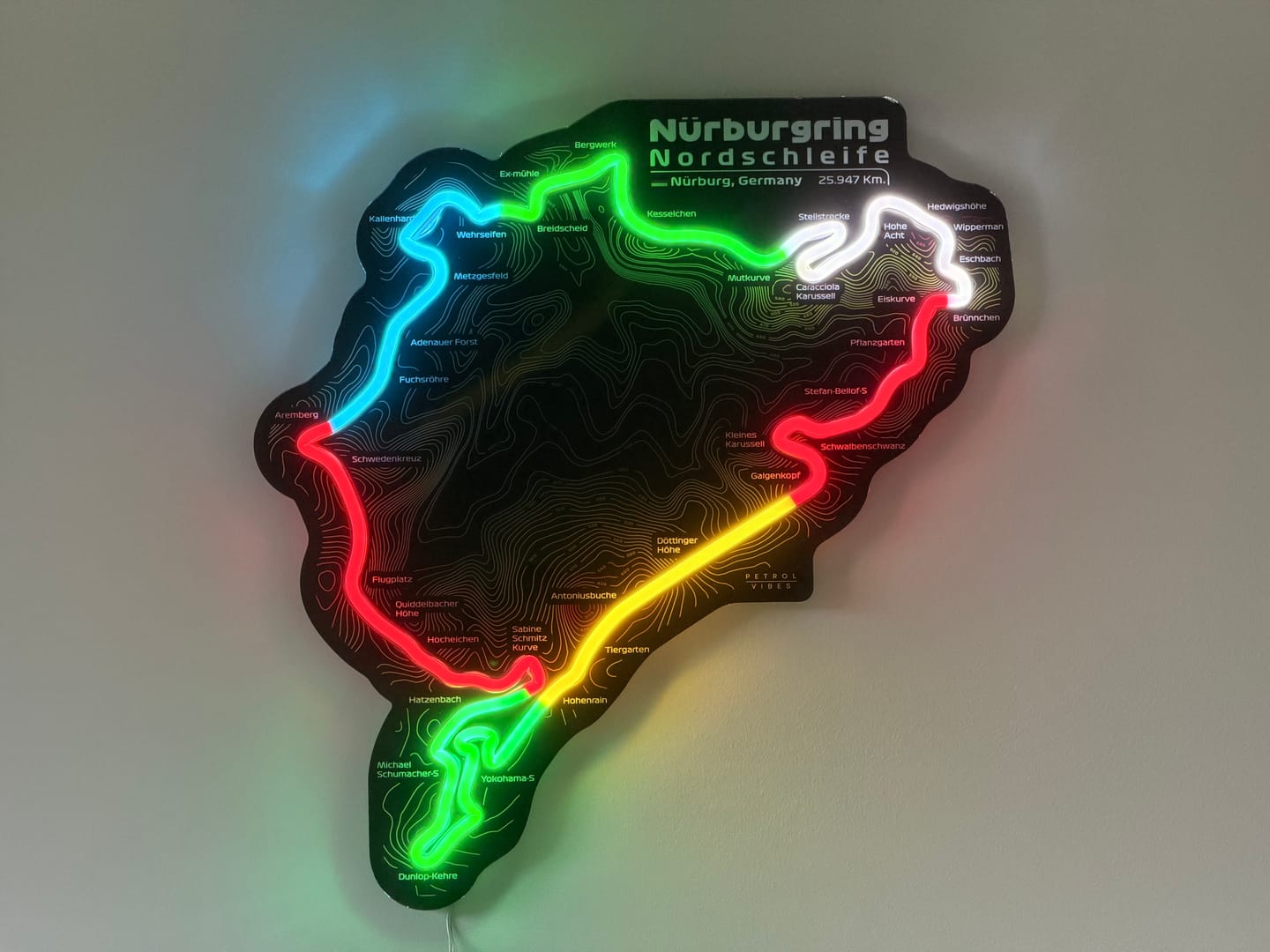 Customer photo review of Nürburgring Nordschleife Black Edition Neon Race Track