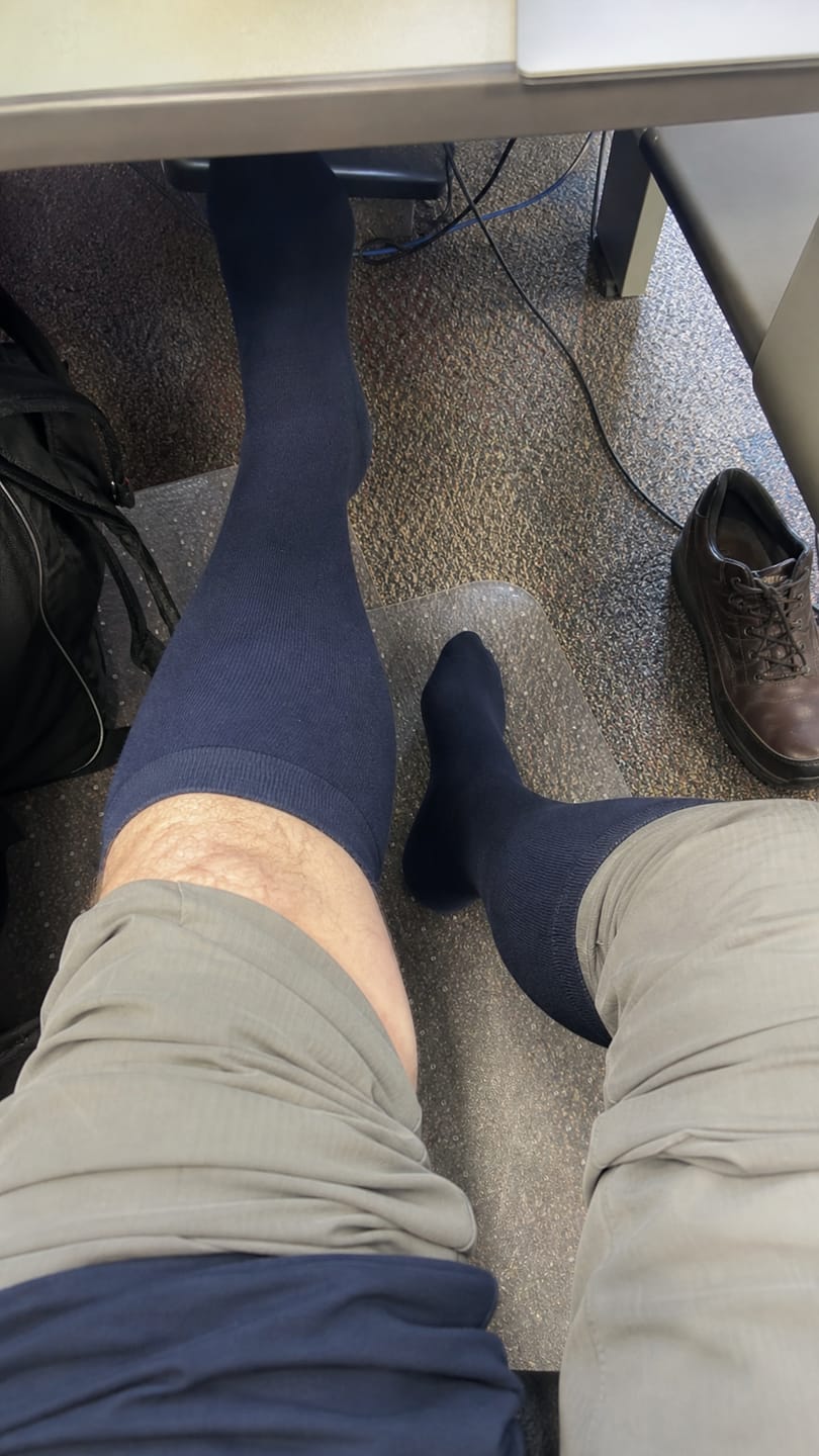 Customer photo review of Compression Socks for Men Everyday