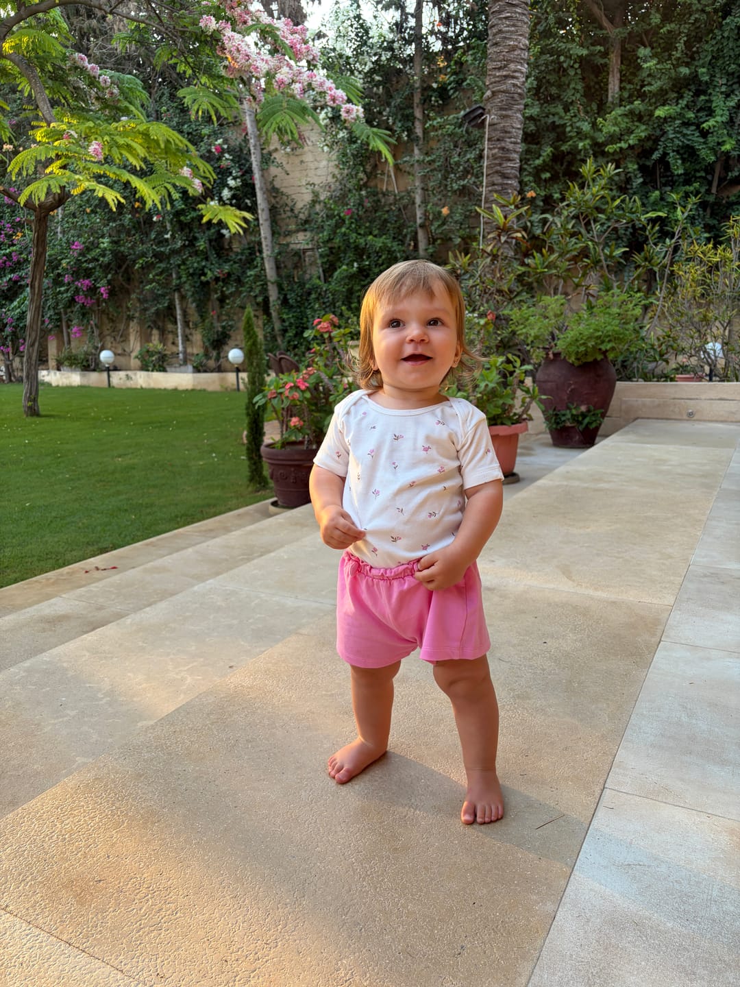 Customer photo review of 3-Pack Shortsleeve Bodysuit Meadow Blossoms