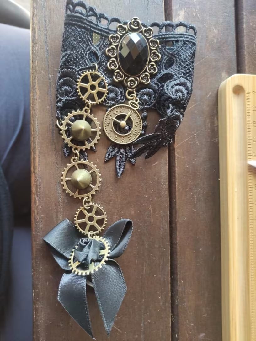 Customer photo review of Retro Victorian Steampunk glove