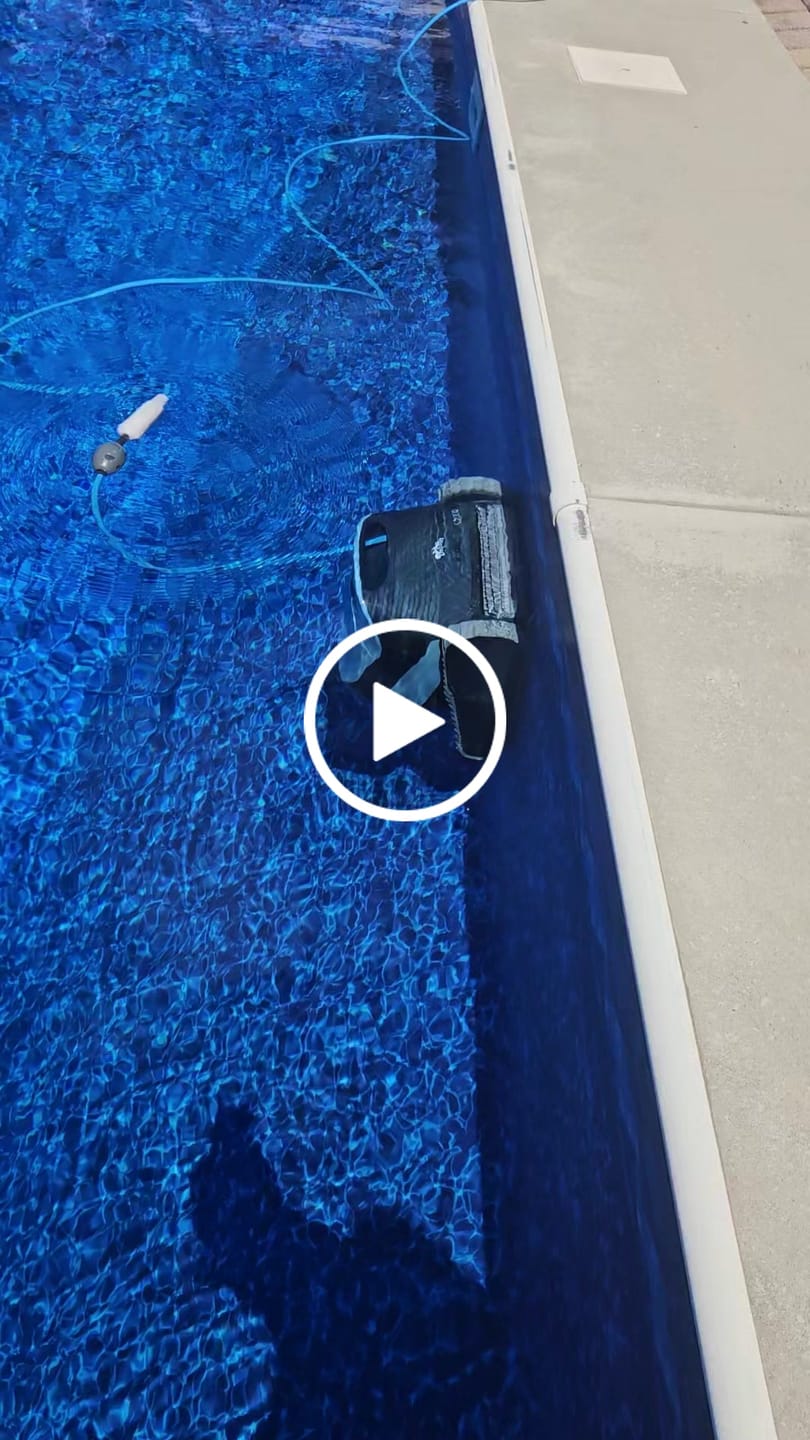 Customer video review of Dolphin S2000 Corded Robotic Pool Vacuum Maytronics