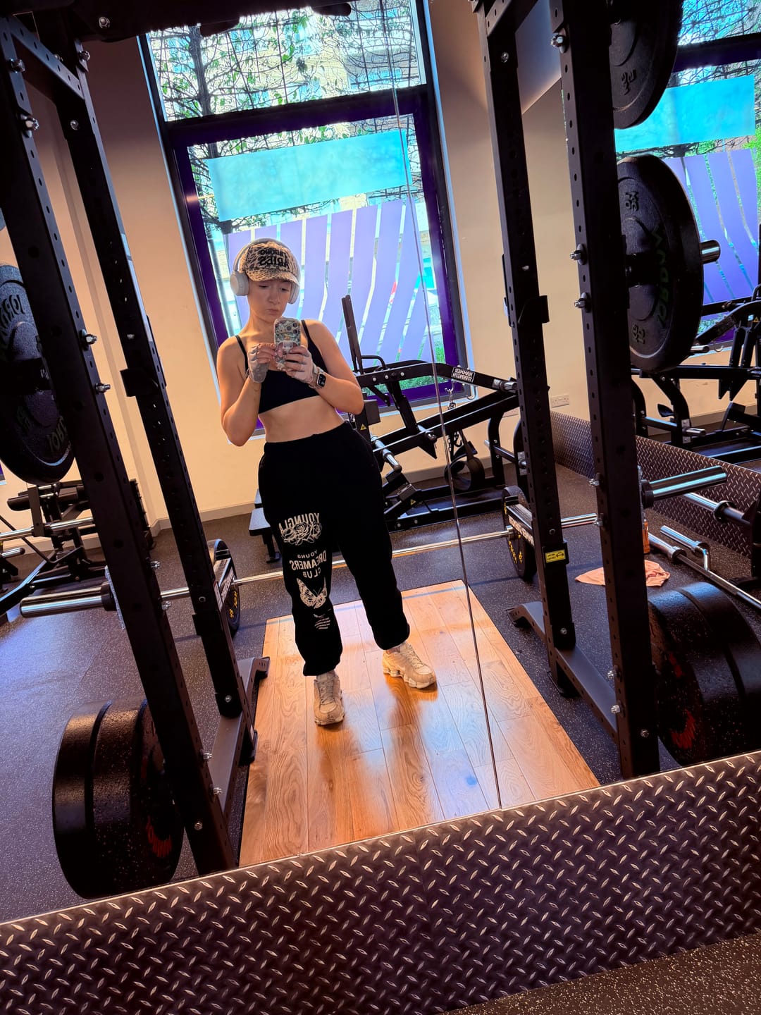 Customer photo review of W211 Dreamers Joggers