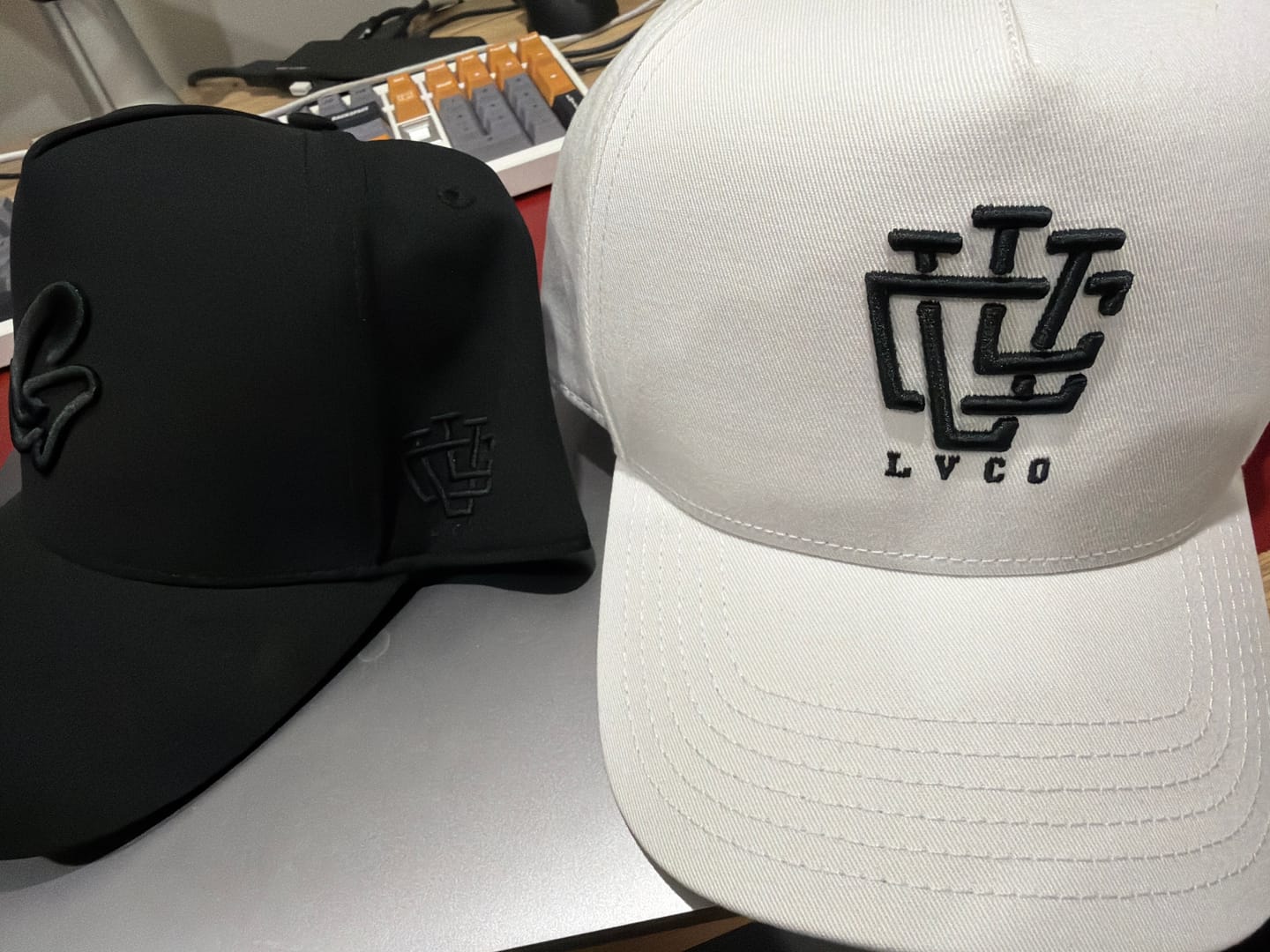 Customer photo review of DEEP FIT LVCO "White" A-Frame Snapback