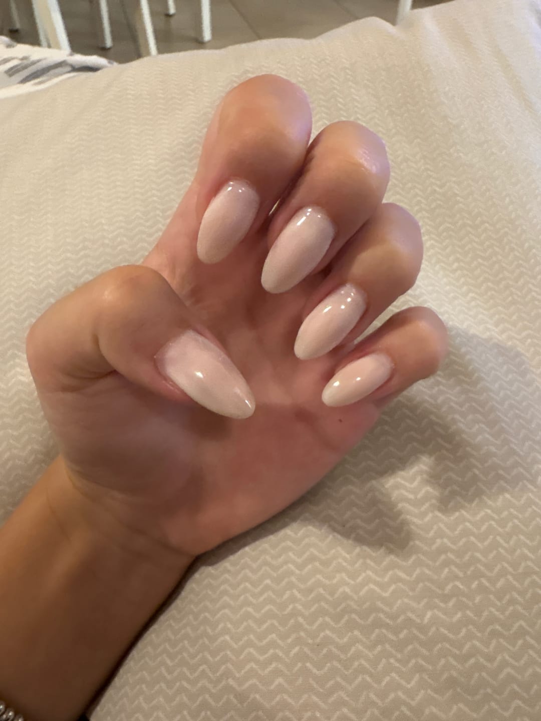 Customer photo review of Smalto Semipermanente LCI -  Bianco Petalo 2 Lattiginoso
