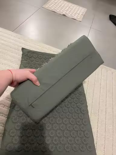 Customer photo review of Ancrage™ — Tapis et coussin d’acupression
