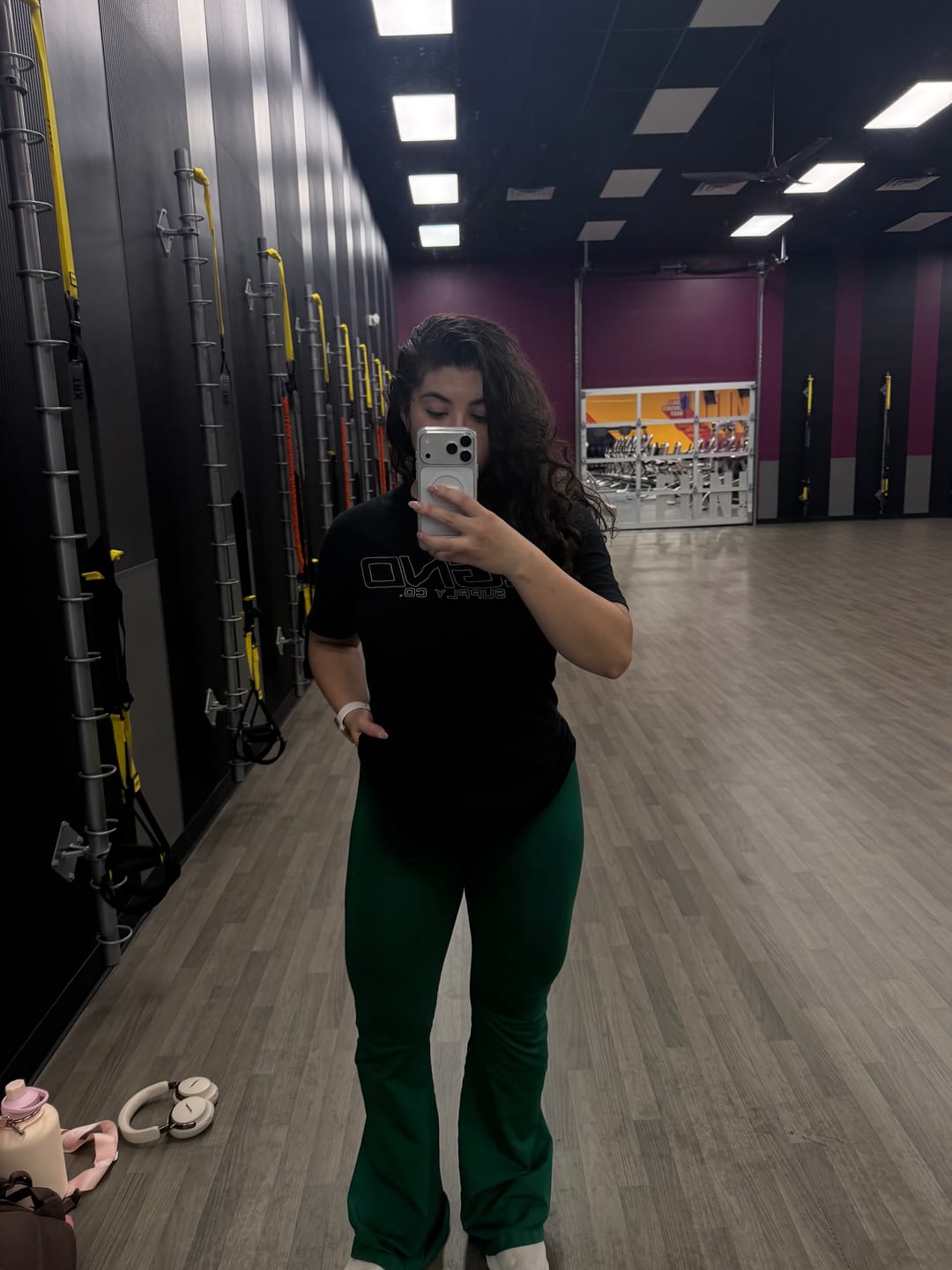 Customer photo review of W2276 - Curve Seamless Flare Leggings (Short)
