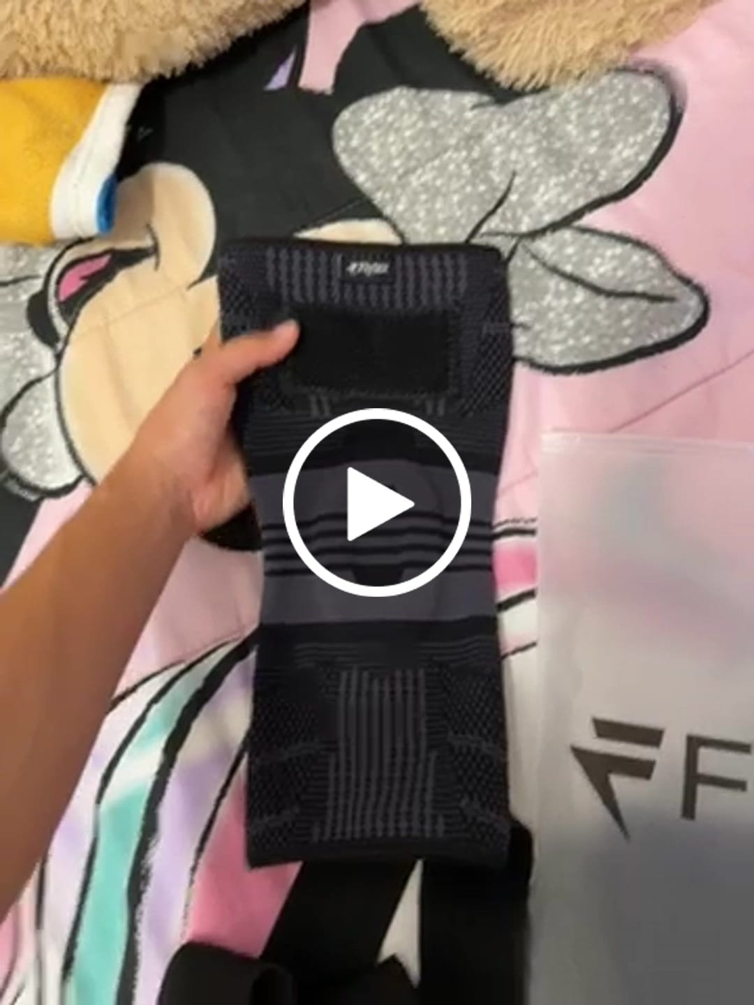 Customer video review of Genouillères de Combat