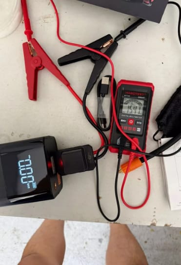 Customer photo review of 4-in-1 Car Emergency Lifesaver (Jump Starter + Tire Inflator + Powerbank + LED Light)