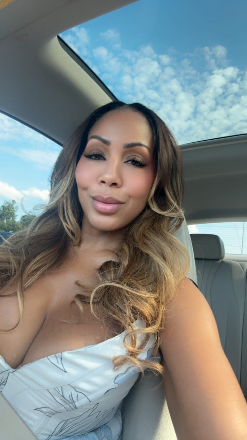 Customer photo review of Curly Blossom