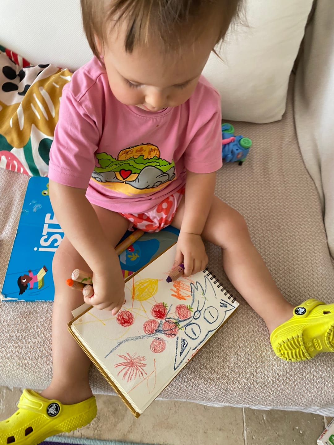 Customer photo review of Let’s Doodle İlk Kalem 6’lı - Minik Eller İçin Doğal İçerik