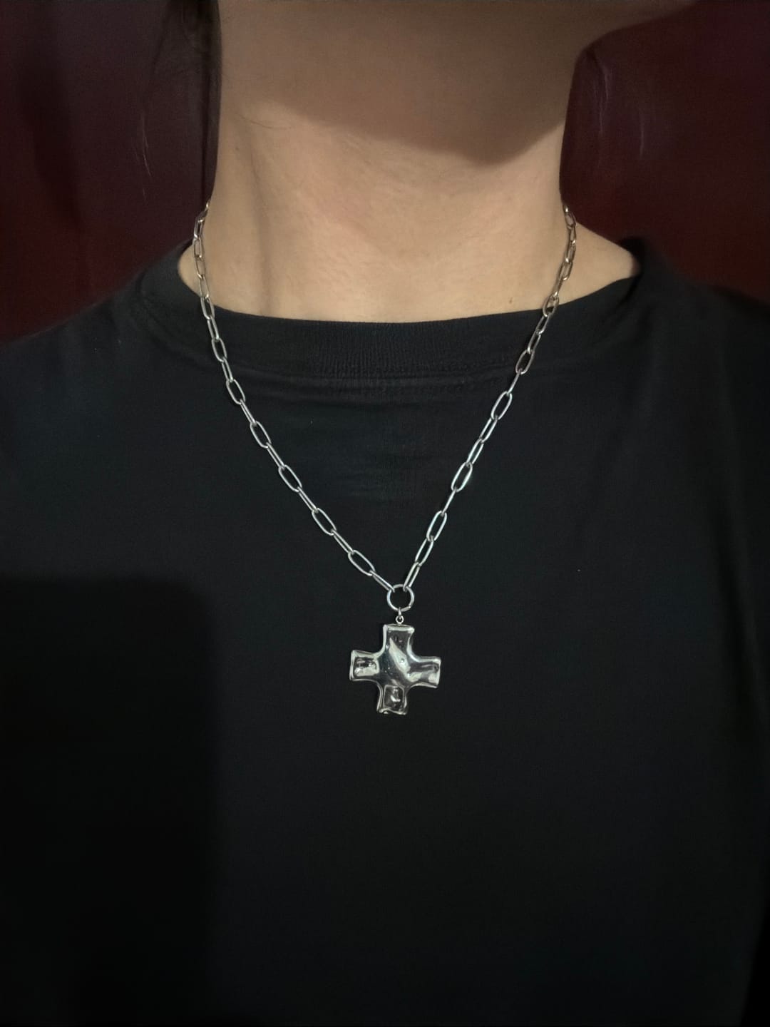 Customer photo review of Collar Saint Plata
