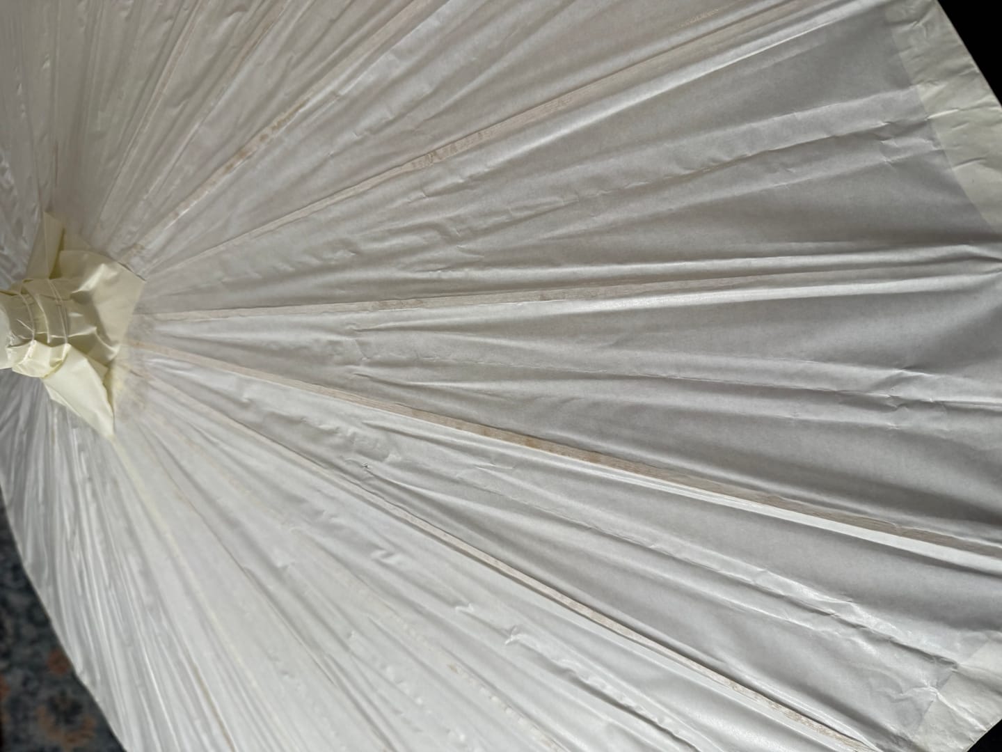Customer photo review of BULK PACK (6-PACK) Beige / Ivory Paper Parasol Umbrella, Scallop Blossom Shaped with Elegant Handle